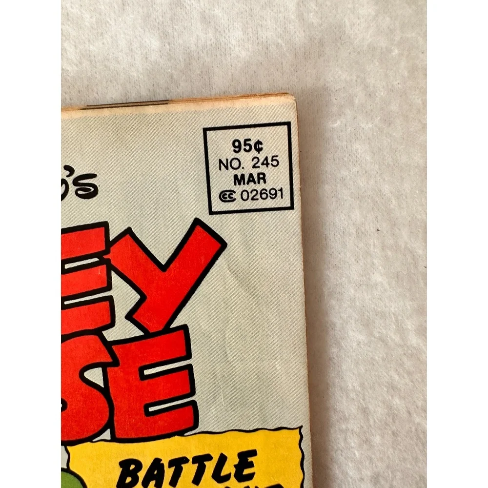 Mickey Mouse and Pluto The Giant Ants #245 Gladstone Disney Vintage Comic